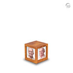 Persoonlijke handgemaakte houten MDF urn met foto's lichtbruin small | fp-MPG 004 S