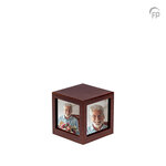 Persoonlijke handgemaakte houten MDF urn met foto's donkerbruin medium | fp-MPG 006 M