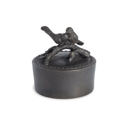 Handgemaakte mini urn van brons met vogels op een tak| ds-B-03