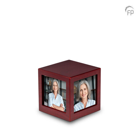 Persoonlijke handgemaakte houten MDF urn met foto's wijnrood groot| fp-MPG 005 L
