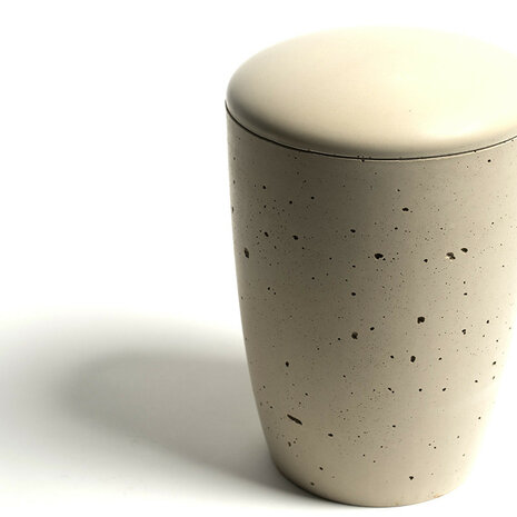 Betonnen urn Urnyo zand mat | ds-BT03