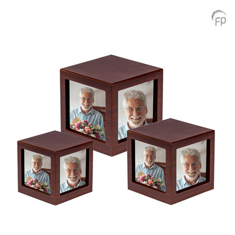 Persoonlijke handgemaakte houten MDF urn met foto's donkerbruin small | fp-MPG 006 S