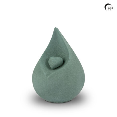 Biologische medium urn Celest model traan met hartje patinagroen | fp-FPU 024 M