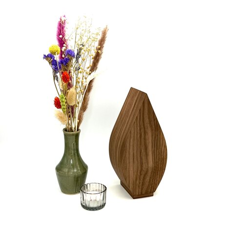 Houten kleine urn tulp Notenhout | hu-DHU A 222
