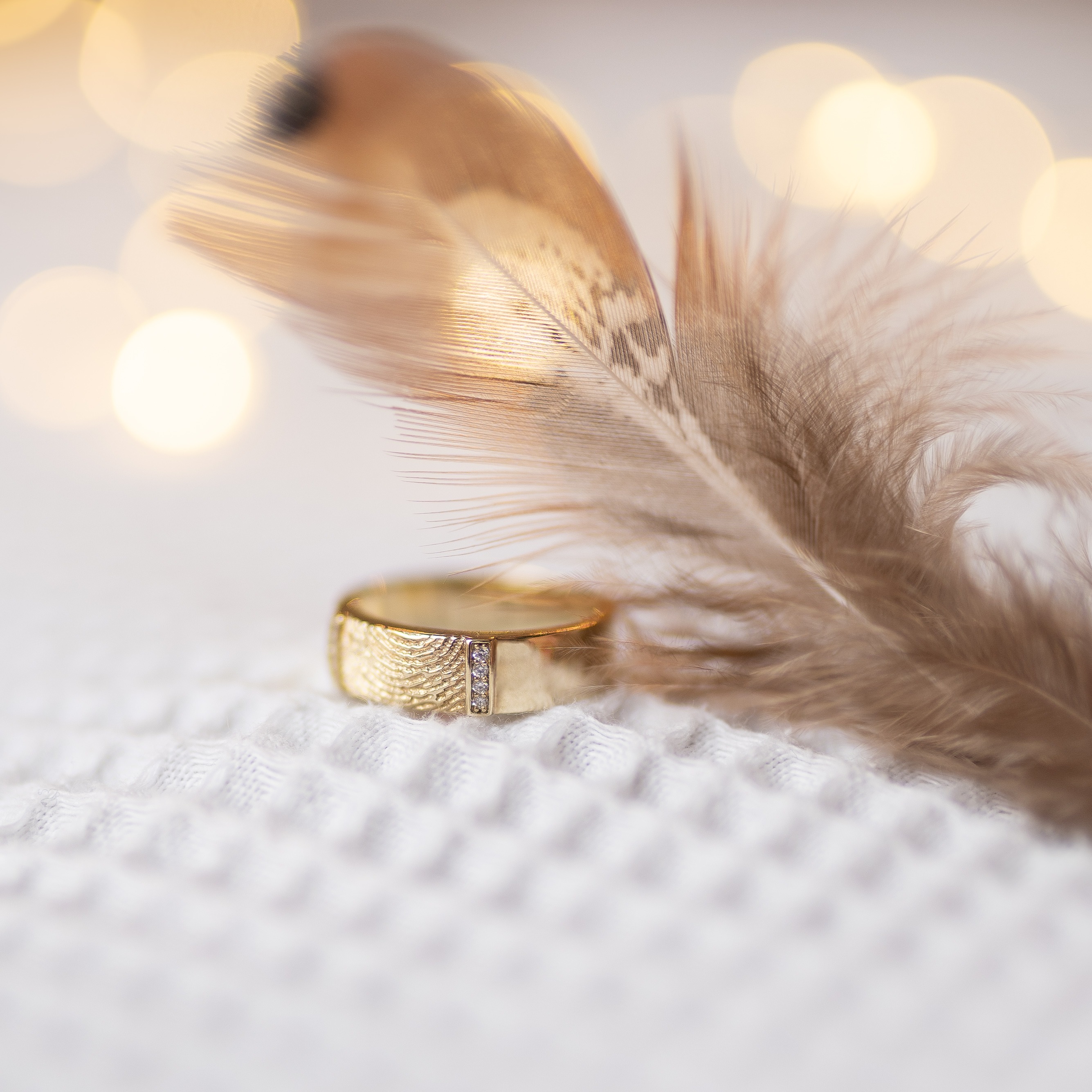 Bekijk onze collectie van SeeYou gedenksieraden